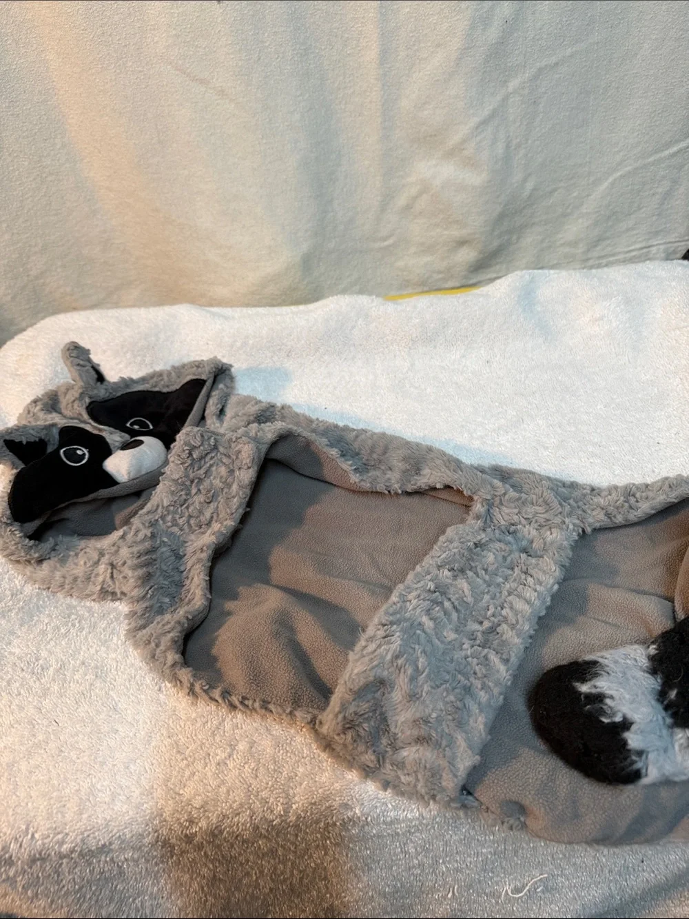 Cozy Gray Raccoon Pet Hoodie - Plush Dog Hat